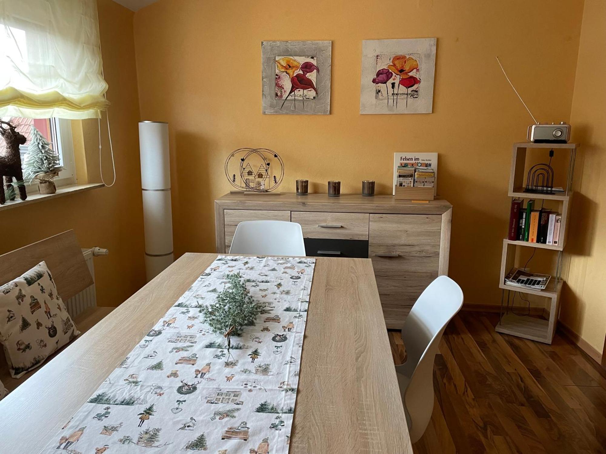 Haus Am Kastanienwald 호텔 Dörrenbach 외부 사진